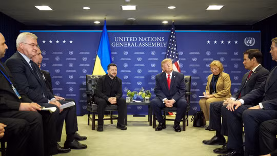 Tổng thống Zelensky tiết lộ Mỹ đề xuất cuộc gặp 3 bên với Nga và Ukraine tại UAE