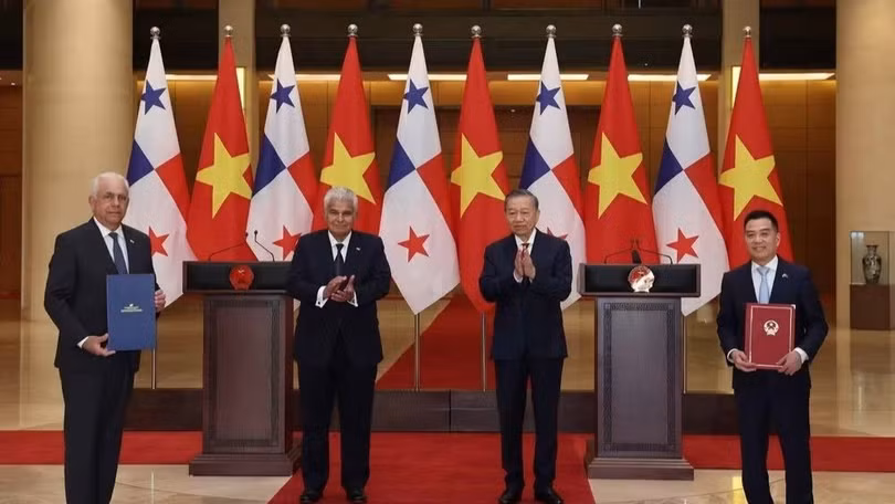 Việt Nam - Panama ký hàng loạt văn kiện hợp tác