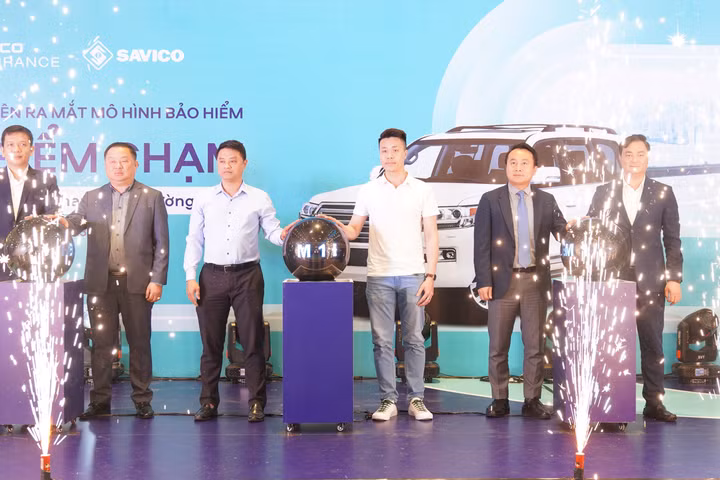 Bảo hiểm Tasco bắt tay cùng Savico ra mắt mô hình bảo hiểm ‘1 điểm chạm’ cho xe cơ giới