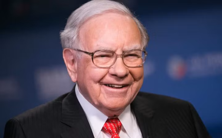 4 câu hỏi trước khi ra quyết định đầu tư của tỉ phú Warren Buffett