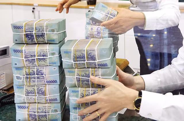 Dòng vốn chảy vào thị trường bất động sản có bị "thắt chặt"?