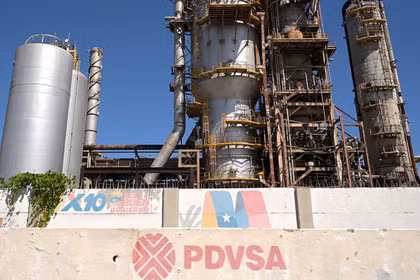 Tổng thống lâm thời Venezuela lên tiếng về thương vụ dầu mỏ lớn nhất lịch sử với Mỹ