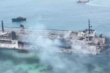 Philippines khẩn trương điều tàu, máy bay tìm kiếm 80 người mất tích sau vụ cháy phà kinh hoàng