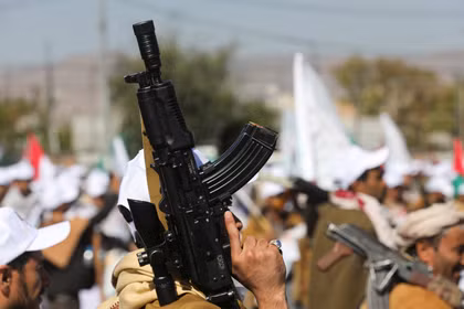 Houthi tấn công nhà máy lọc dầu ở Saudi Arabia, căng thẳng leo thang dữ dội