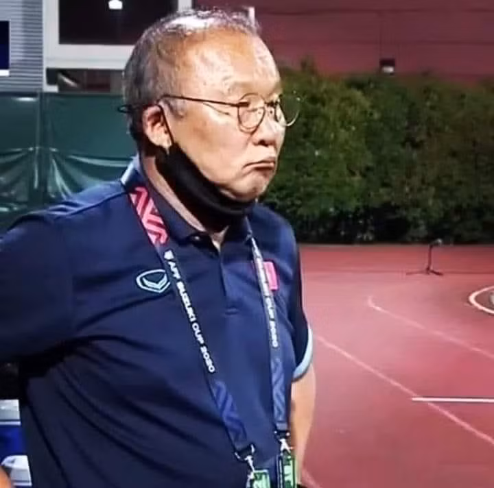 Thầy Park làm việc năm thứ 4 với bóng đá Việt Nam. Ảnh AFC