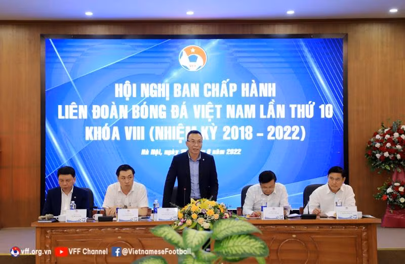 Hội nghị Ban chấp hành VFF lần thứ 10 khóa VIII (nhiệm kỳ 2018-2022) sẽ thông qua phương án tổ chức V-League theo khung thời gian giống giải châu Âu. Ảnh VFF.