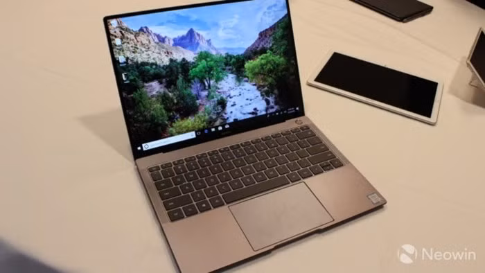 Trên tay Huawei MateBook X Pro, laptop với camera ẩn đầu tiên - Ảnh 1
