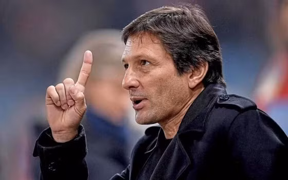 Leonardo đã trở lại ghế Giám đốc thể thao PSG (ảnh AP)
