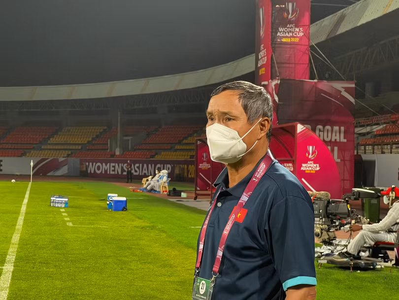 HLV Mai Đức Chung: Tôi hài lòng về tinh thần thi đấu của các học trò. Ảnh VFF HLV Mai Đức Chung: Tôi hài lòng về tinh thần thi đấu của các học trò. Ảnh VFF