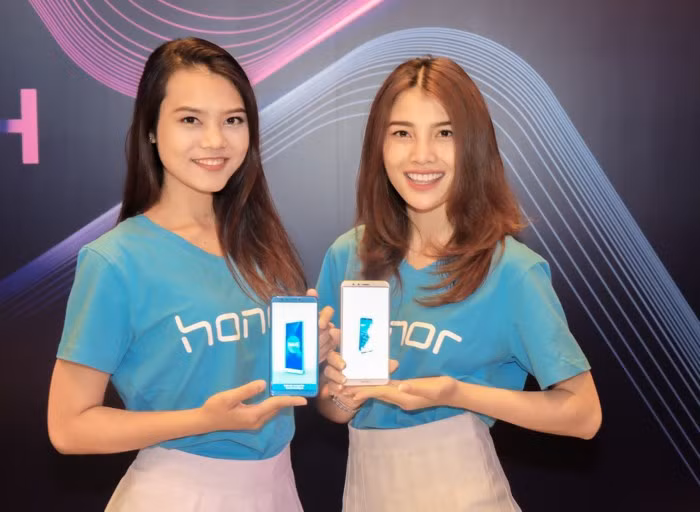 Xuất hiện smartphone có 4 camera giá siêu rẻ - Ảnh 2