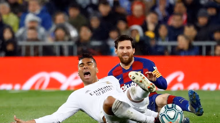 Kể từ khi Cristiano Ronaldo ra đi vào mùa hè 2018 Leo lâm vào tình trạng tịt ngòi trong các trận siêu kinh điển. Ảnh CNN
