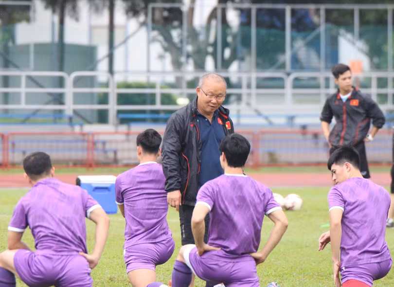 Tiến lên, hỡi các chàng trai trẻ. Ảnh VFF Tiến lên, hỡi các chàng trai trẻ. Ảnh VFF