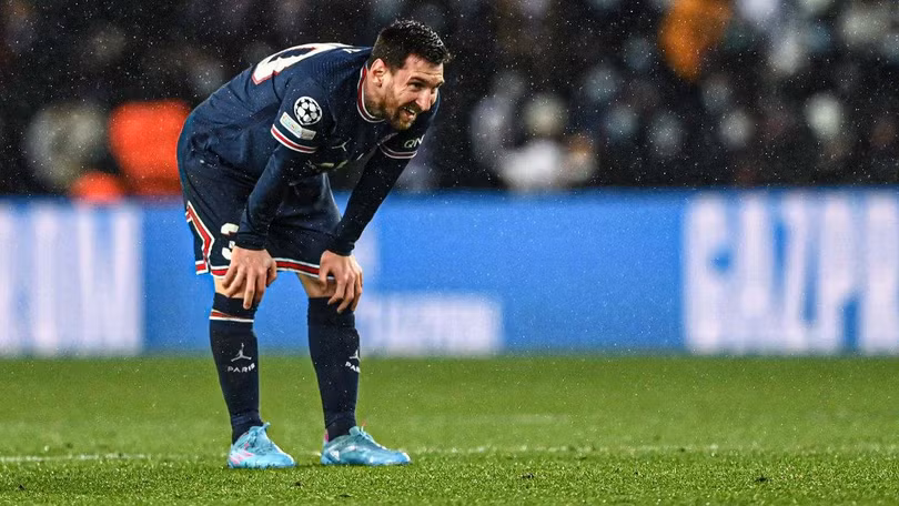 El Pulga (biệt danh của Messi) lại đá hỏng quả penalty. Ảnh CNN.