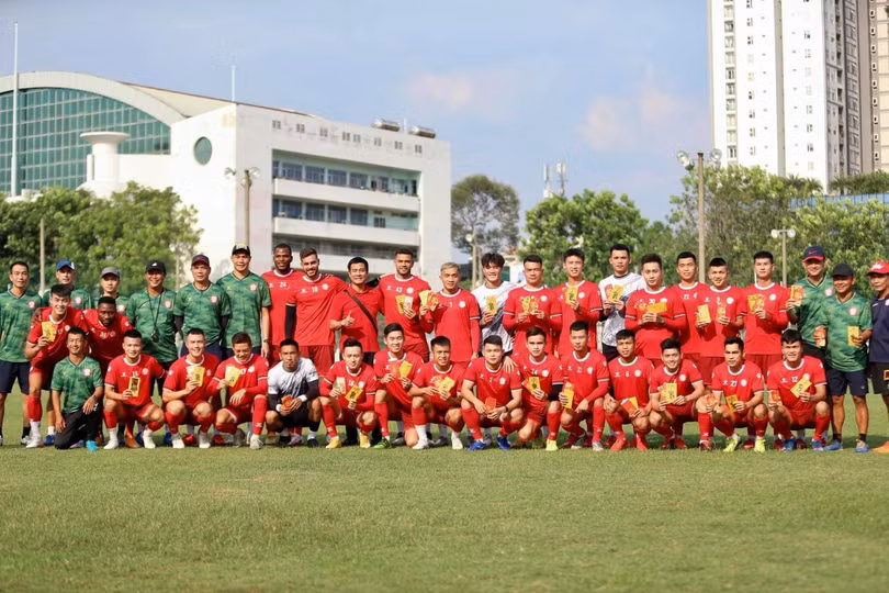 CLB TP.HCM tuyến bố sẽ thẳng tay thanh lý các cầu thủ lãn công. Ảnh CLB CLB TP.HCM tuyến bố sẽ thẳng tay thanh lý các cầu thủ lãn công. Ảnh CLB