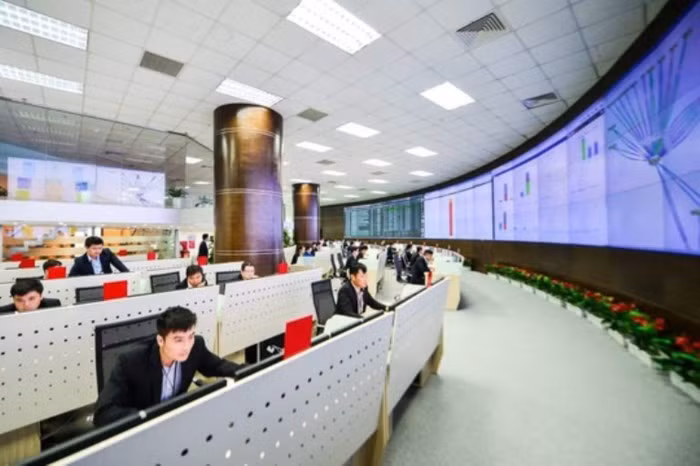 Nhà mạng tuyên bố mạng lưới vẫn đảm bảo dù lưu lượng 4G tăng đột biến đêm Giao thừa - Ảnh 2