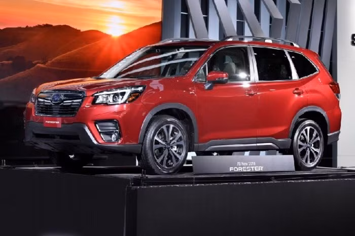 Subaru Forester 2018 lộ diện với 'mắt thần' EyeSight - Ảnh 10