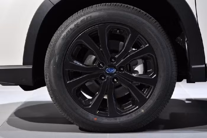 Subaru Forester 2018 lộ diện với 'mắt thần' EyeSight - Ảnh 9