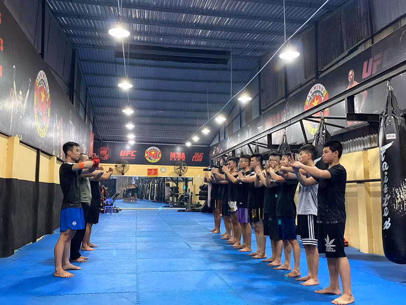 An Minh võ đường là địa chỉ giao lưu của nhiều bạn trẻ Hà Nội ưa thích bộ môn tán thủ. Ảnh AM